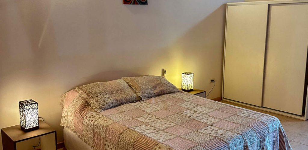 Dormitorio de uno de nuestros departamentos en Esquel