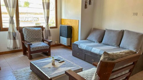 Living de departamento en Esquel para tres personas
