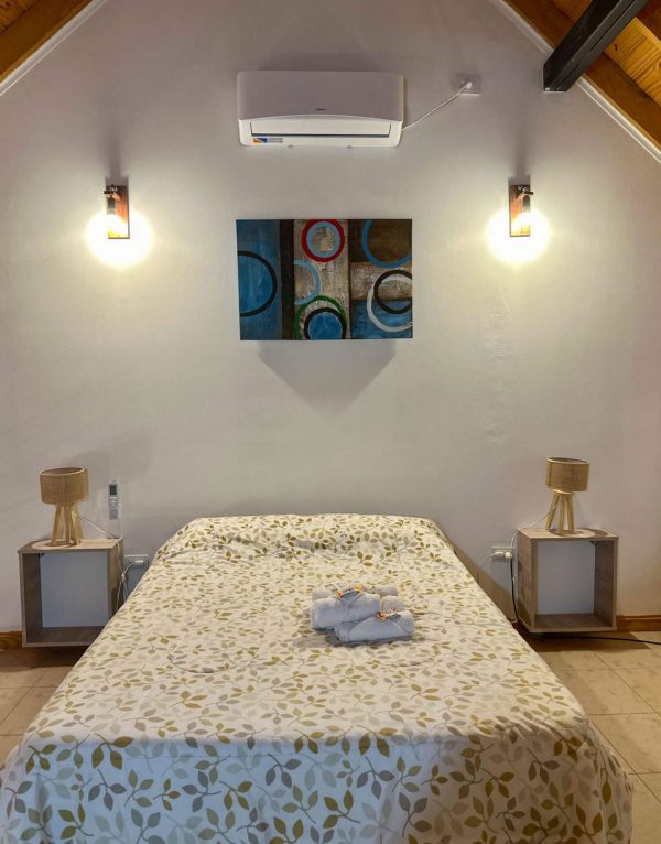 Dormitorio principal de departamento en Esquel